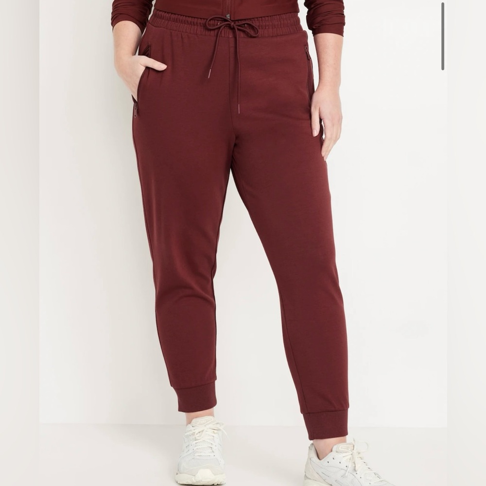 Women’s Highwaist Joggers